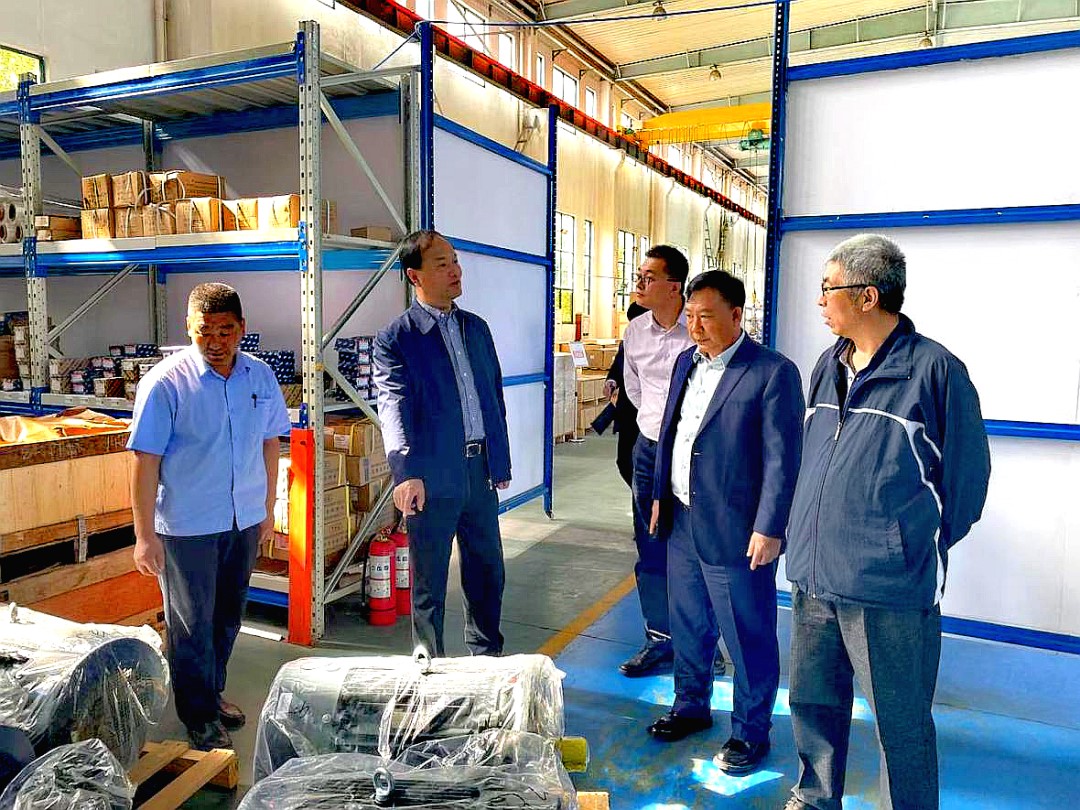 京城機(jī)電黨委副書記、總經(jīng)理王國華一行赴蘇州、寧波、溫州進(jìn)行液壓行業(yè)深度調(diào)研
