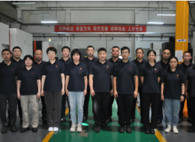 以匠心鑄就卓越，以創(chuàng)新引領(lǐng)未來  華德液壓王西杰技能大師工作室獲評(píng)“區(qū)級(jí)技能大師工作室”稱號(hào)